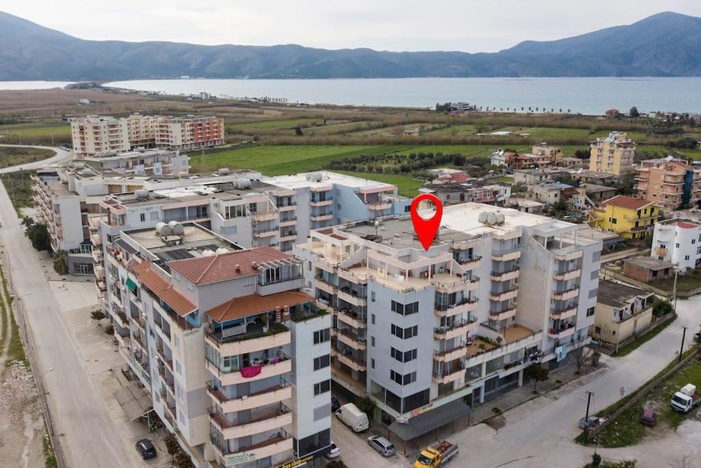 Sunny And Spacious In Apartament