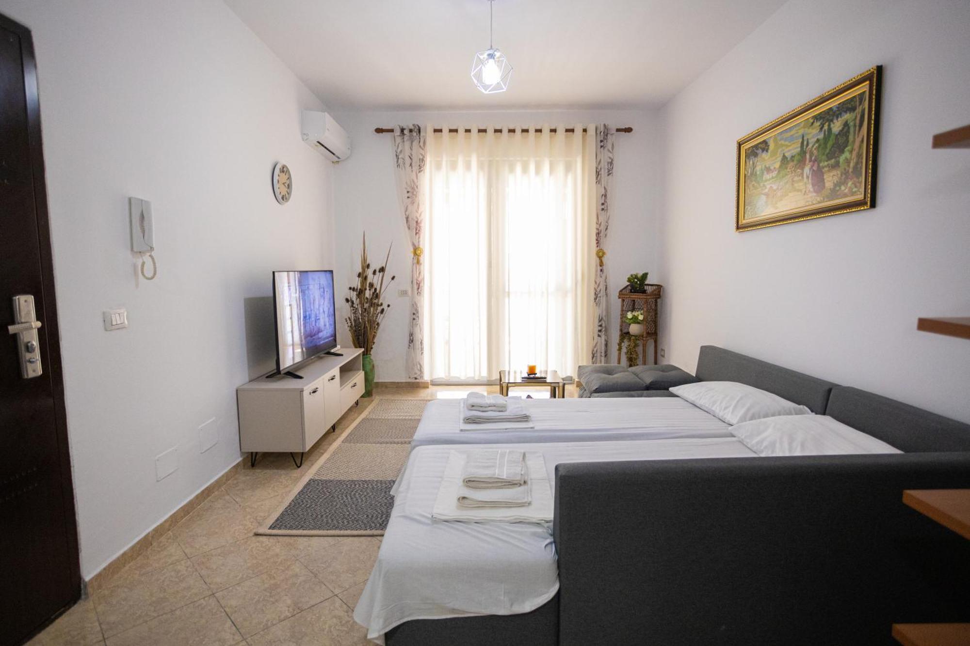 Apartament Sunny And Spacious In Orikum